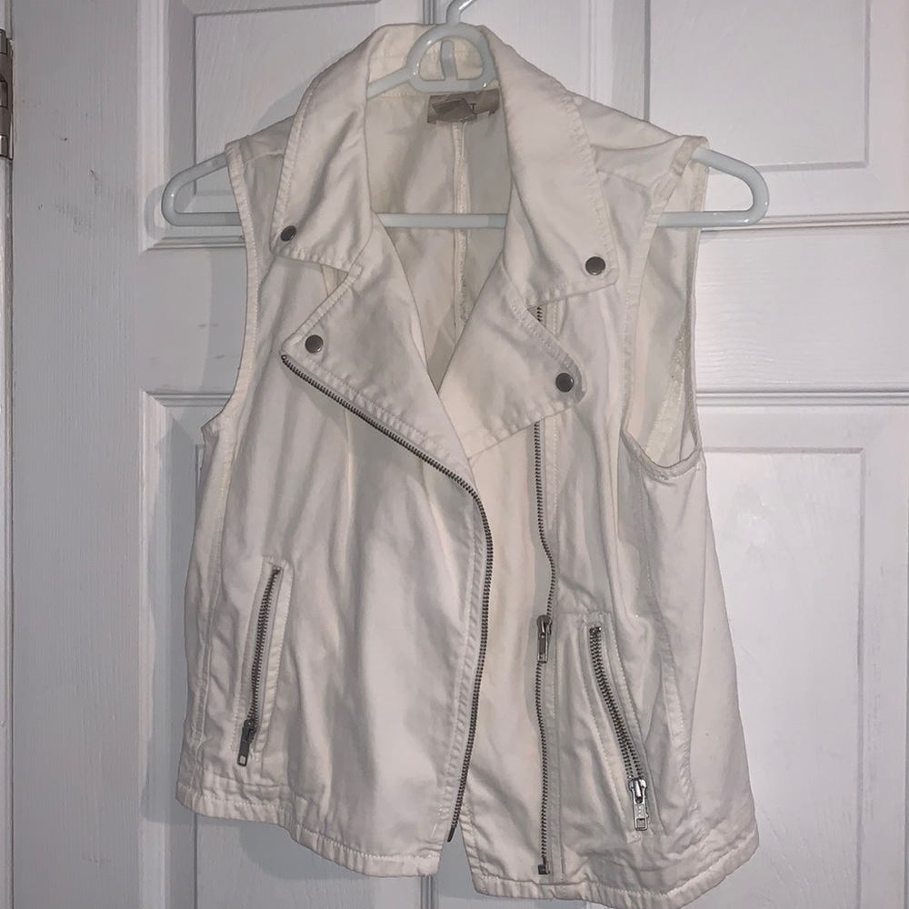 White zip up vest from Loft